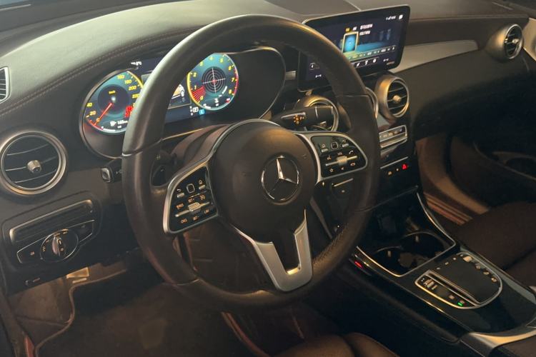Used Mercedes-Benz GLC 2021 GLC 260 L 4MATIC Dynamic Edition Steering Wheel