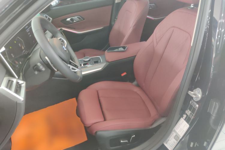 Used BMW 3 Series 2025 325i M Sport Package Left Front Seat