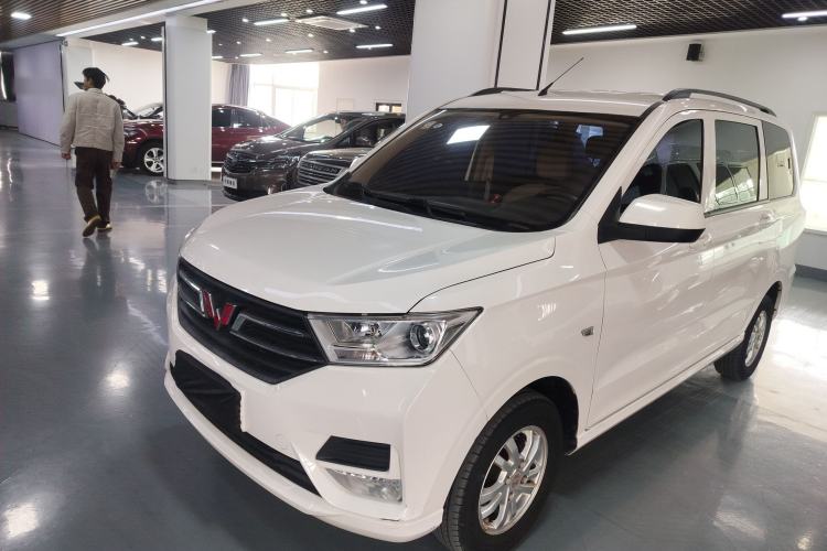Used Wuling Hongguang 2019 1.5L S Standard Version China VI LAR