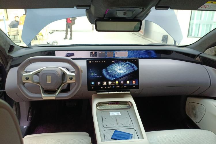 Used Avatr 12 2024 700 Three-Laser Rear-Wheel Drive Luxury Edition Center Console