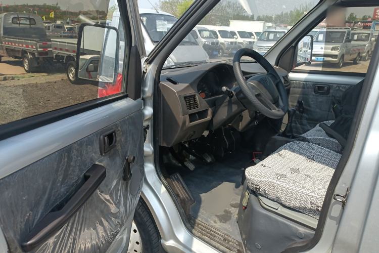 Used Wuling Rongguang Small Truck 2020 1.5L Base Version China VI Standard Single-Row L3C Driver Seat