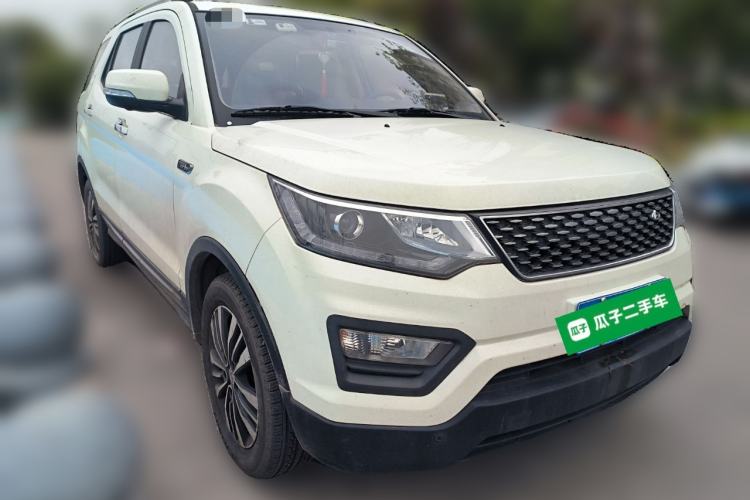 Used CHANGAN OSHAN CX70 2017 CX70T 1.5T Manual High-Performance Edition Front Right 45 Deg