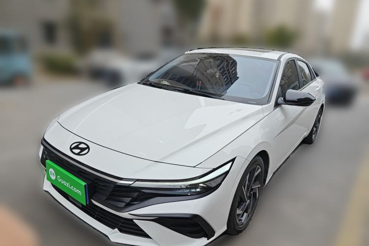 Used Hyundai Elantra 2023 1.5L CVT LUX Prestige Edition