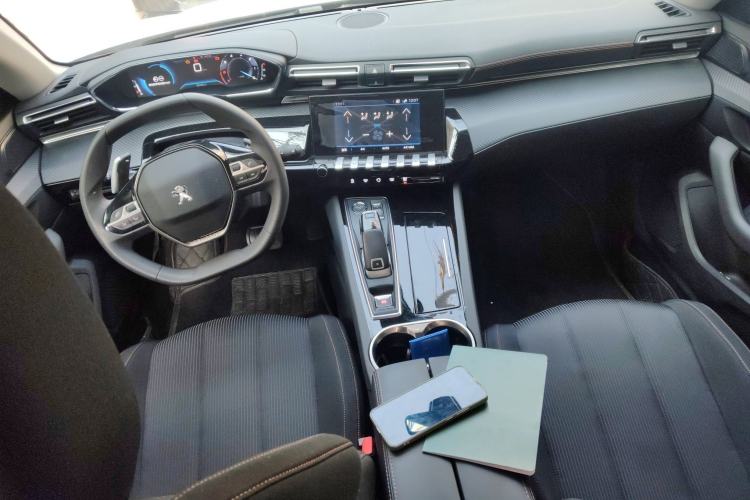 Used Peugeot 508 2022 508L 360THP PureTech Pioneer Edition Center Console