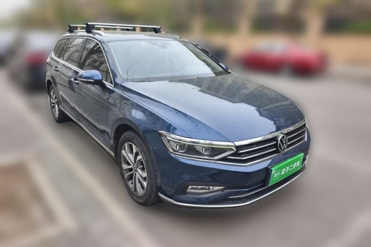 Used Volkswagen Variant 2021 2.0T Comfort Edition Front Right 45 Deg