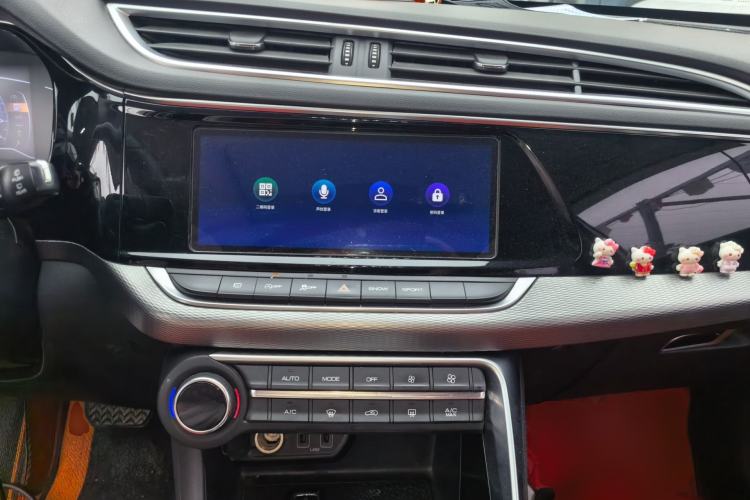 Used Dongfeng Aeolus AX7 2020 1.6T Automatic AI Navigation Model China VI Standard Center Console