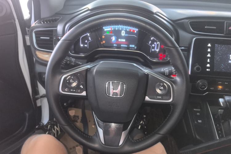 Used Honda CR-V 2017 240TURBO CVT Front-Wheel Drive Fashion Edition