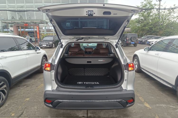 Used Toyota FRONTLANDER 2024 2.0L CVT Leading Edition
