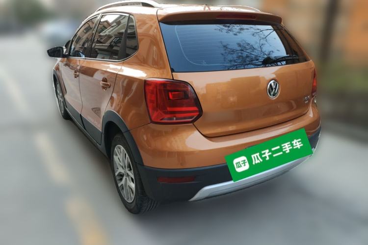 Used Volkswagen Polo 2016 1.6L Cross Polo Automatic
