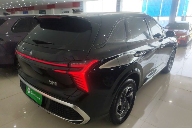 Used Hongqi HS3 2023 1.5T Two-Wheel Drive Shanwei Edition Rear Right 45 Deg