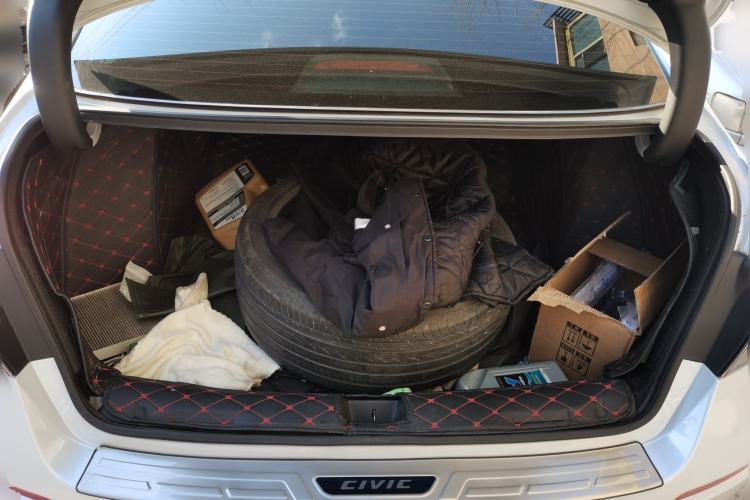 Used Honda Civic 2023 2.0L eHEV Pioneer Edition
