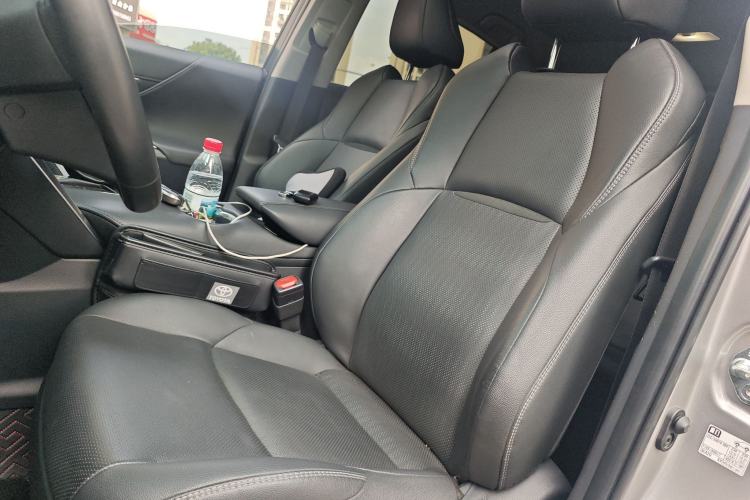 Used Toyota Venza 2022 2.0L CVT Two-Wheel Drive Prestige Edition
