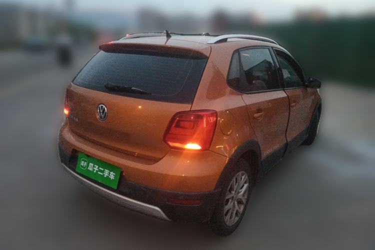 Used Volkswagen Polo 2014 1.6L Cross Polo Automatic Rear Right 45 Deg