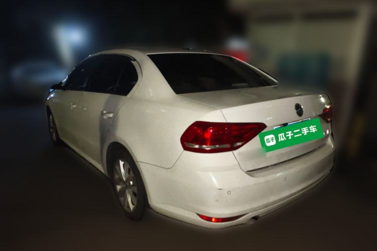 Used Volkswagen Lavida 2017 1.6L Automatic Comfort Edition
