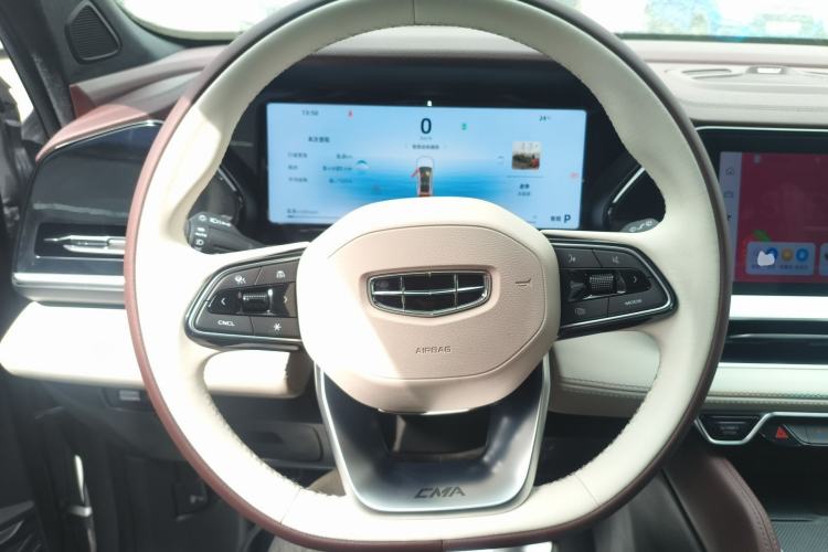 Used Geely Auto Monjaro L 2024 2.0TD High-Power Automatic Two-Wheel Drive Yunqi Version
