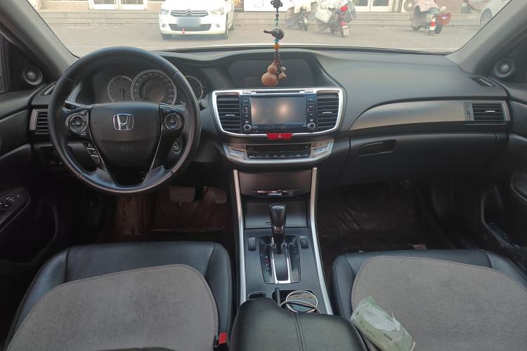 Used Honda Accord 2014 2.0L EXN Luxury Navigation Edition