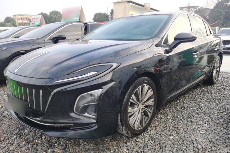Used Hongqi E-QM5 2022 431 km Charge & Enjoy Edition
