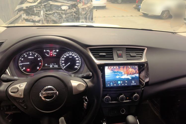 Used Nissan Sylphy 2021 Classic 1.6XL CVT Luxury Edition Center Console