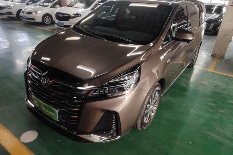 Used Buick GL8 2023 Land Executive Class 652T Luxury Model