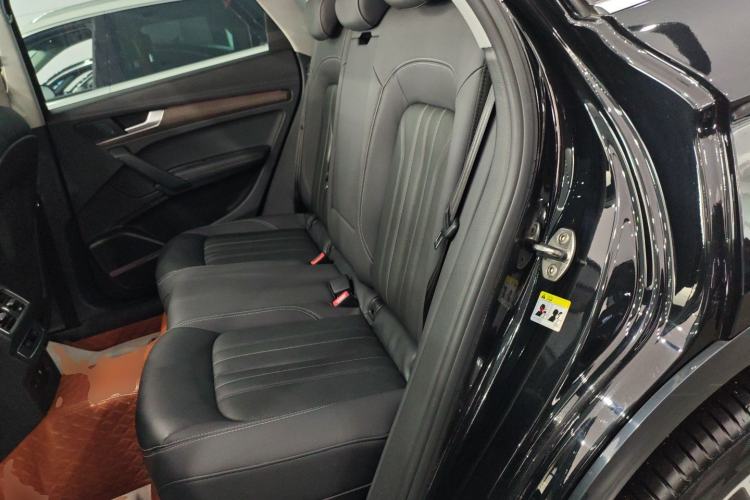 Used Audi Q5L 2022 45T Luxury Elegant Model
