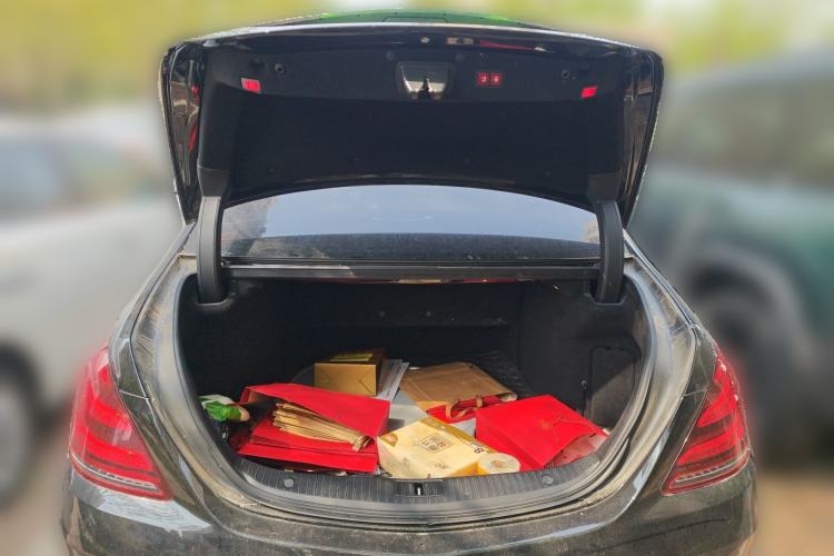 Used Mercedes-Benz S-Class 2019 S 450 L 4MATIC Trunk