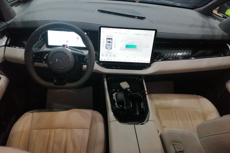 Used Zeekr 009 2022 WE Edition