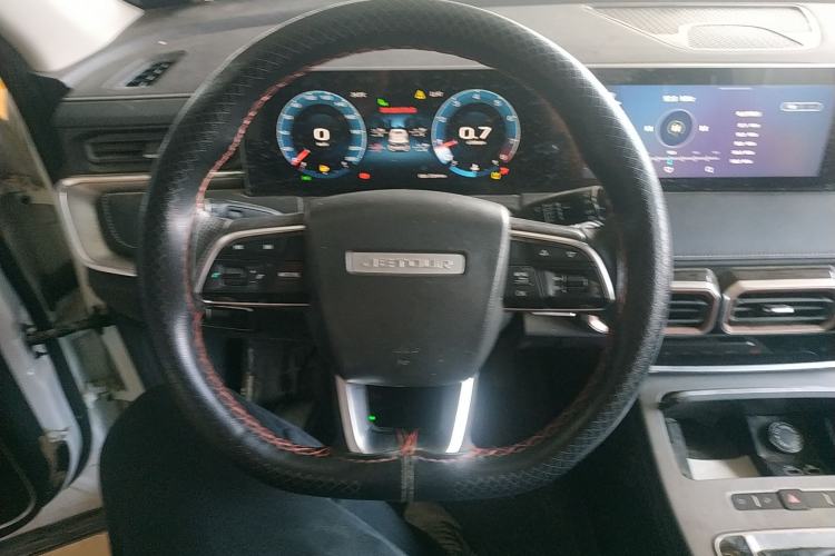 Used JETOUR X70 PLUS 2021 1.5T Manual Lin 5-Seater
