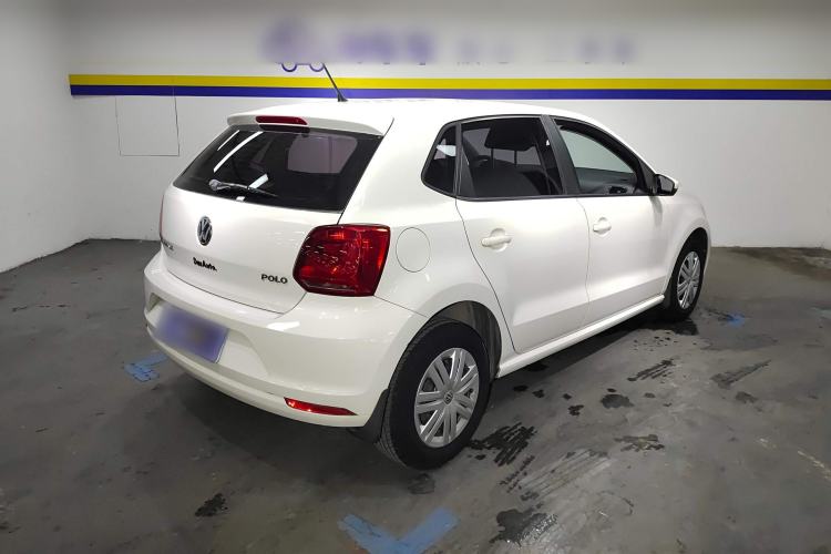 Used Volkswagen Polo 2016 1.4L Manual Fashion Model