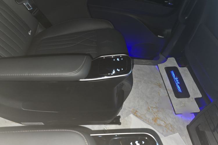 Used GAC Trumpchi M8 2024 Master Series 400T Ultimate Edition Interior 3