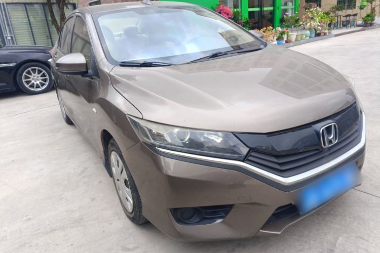 Used Honda Greiz 2016 1.5L CVT Classic Edition Front Right 45 Deg