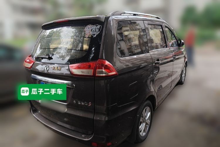 Used Dongfeng Fengon 330 2019 1.5L 330S Manual Comfort Version China VI Standard Rear Right 45 Deg