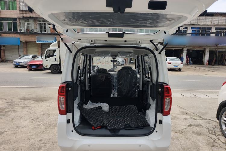 Used Wuling Zhiguang New Energy 2025 Comfort Model Trunk