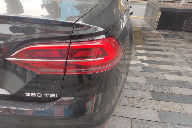 Used Volkswagen Phideon 2021 380TSI Luxury Edition