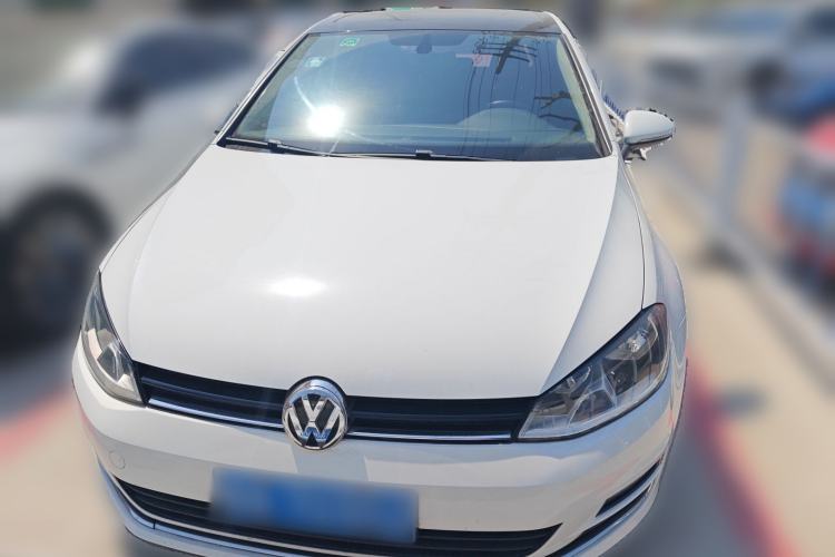 Used Volkswagen Golf 2016 230TSI Automatic Luxury Version Front