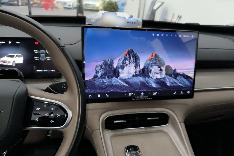 Used Chery Tiggo 8 PLUS 2025 290TGDI DCT Prestige 5-Seater