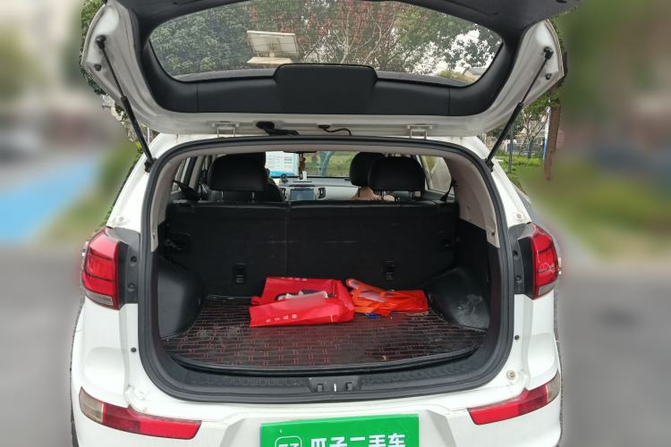 Used Kia Sportage R 2015 2.0L Automatic Two-Wheel Drive DLX Model