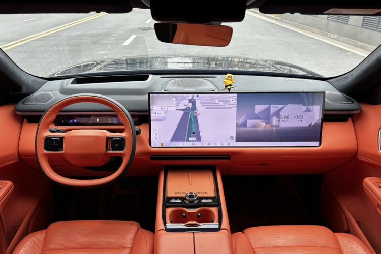 Used Lynk & Co 900 2025 2.0T Ultra
