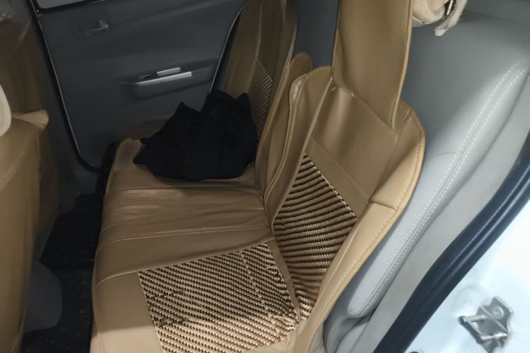 Used CHANGAN Alsvin V3 2015 1.4L Manual Meiruan Model China V Standard
