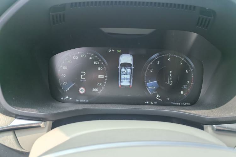 Used Volvo XC60 2018 T5 4x4 Zhiya Luxury Edition