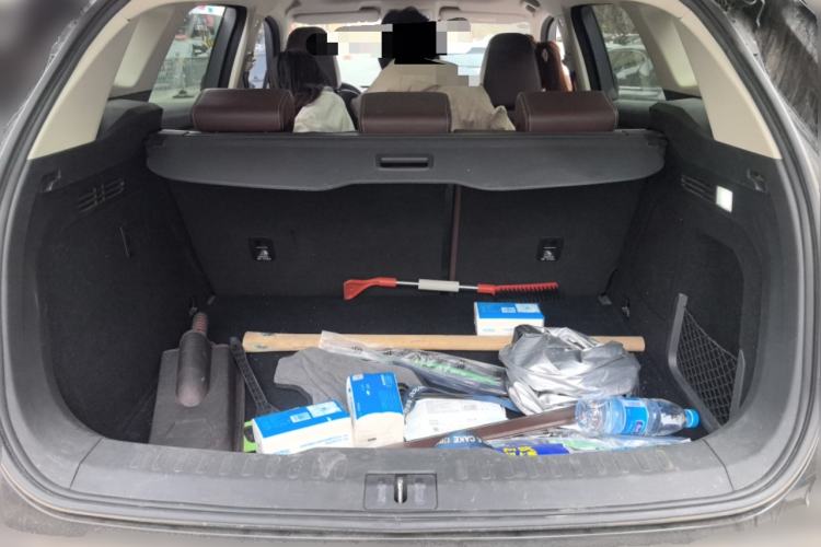 Used Wey VV6 2021 2.0T Two-Wheel Drive Smart Protection+ Trunk