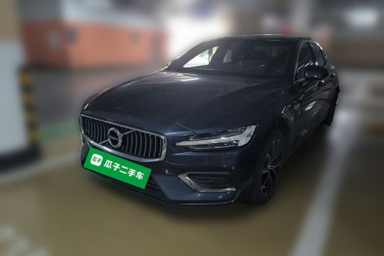 Used Volvo S60 2022 B4 Zhiyi Luxury Edition