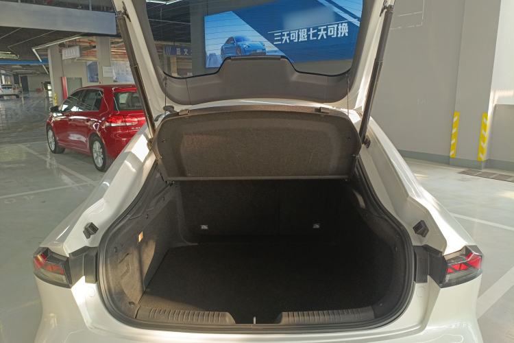 Used Changan UNI-V iDD 2024 Blue Whale Smart Electric iDD 136km Luxury Model
