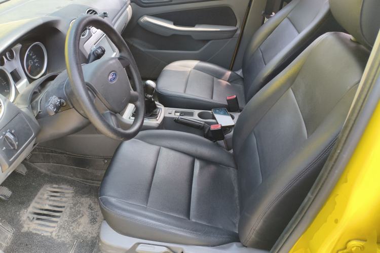 Used Ford Focus 2011 Hatchback 1.8L Manual Comfort Model Left Front Seat