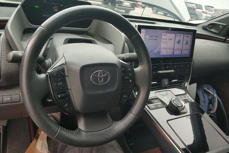 Used Toyota GAC bZ4X 2022 X-MODE Four-Wheel Drive Pro Center Console