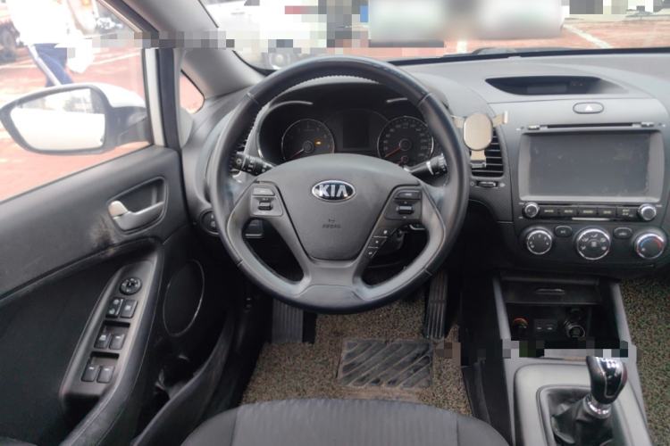 Used Kia K3 2013 1.6L Manual GLS Steering Wheel