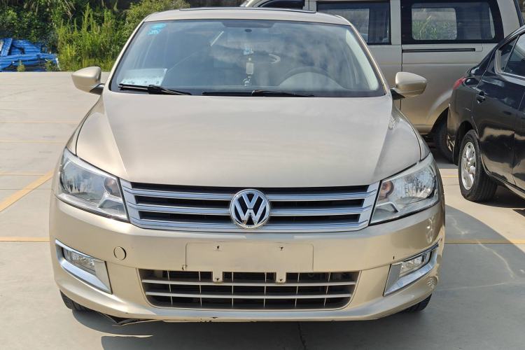 Used Volkswagen Santana 2013 1.6L Automatic Comfort Edition Exterior 1