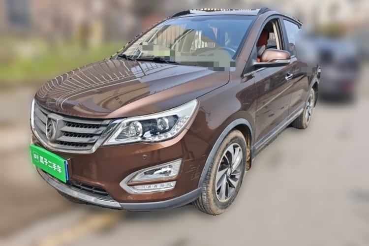 Used Baojun 560 2015 1.8L manual luxury version