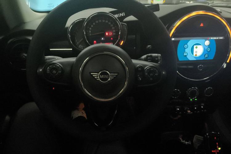 Used MINI MINI 2018 1.5T COOPER Classic Edition