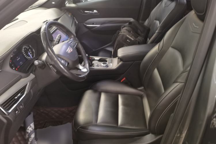 Used Cadillac XT4 2018 28T Two-Wheel Drive Leading Version