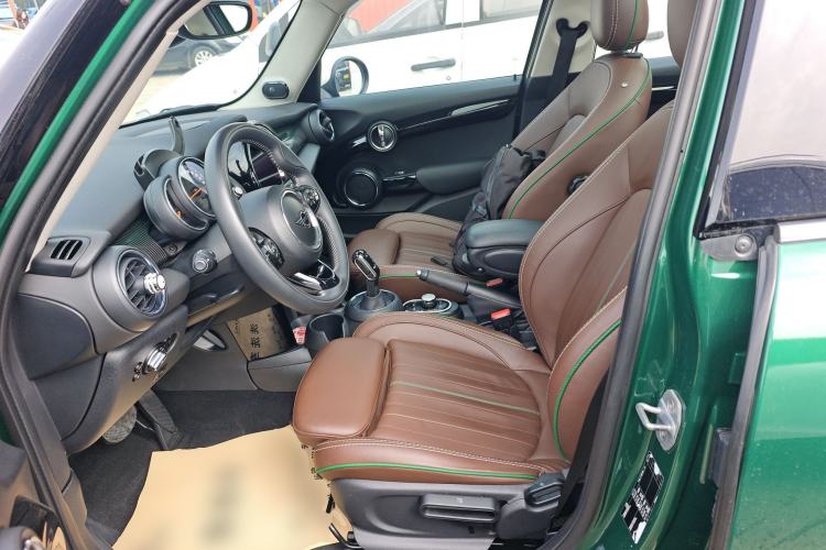 Used MINI MINI 2019 1.5T COOPER Artist Five-Door Edition